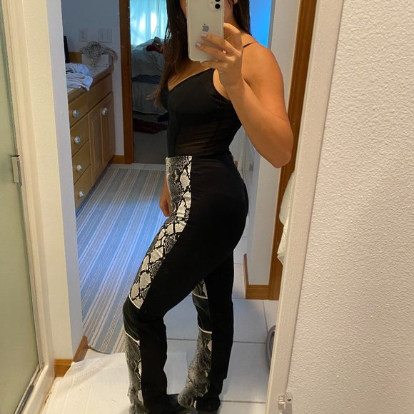 I. AM. GIA Snakeskin Pants size small - Picture 4 of 6